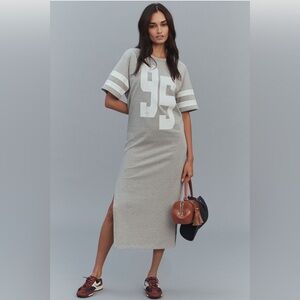 Daily Practice Short-Sleeve Graphic Midi Dress in Heather and Chalk